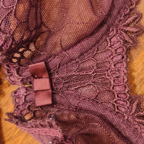 CHANTELLE Lingerie 3855 Sheer Lace Bra red wine color 32D - Picture 7 of 11